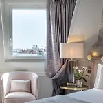 Elysia By Inwood 5*
