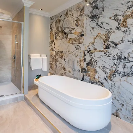Elysia By Inwood Hotel 5*