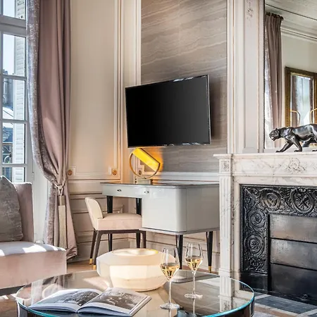 Elysia By Inwood Hotel