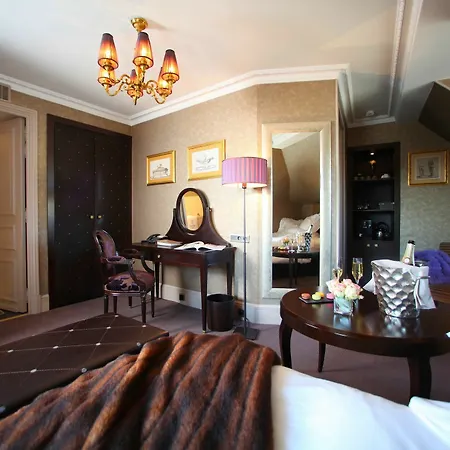 Elysia By Inwood Hotel 5*